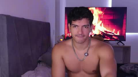 Snapshot of bbbeachboy chatting on February 14, 2026, 5:21 pm Valentino online show from February 14, 2026, 5:21 pm