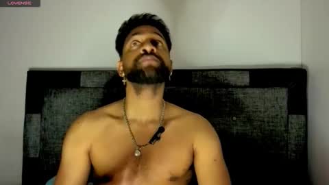 john online show from November 10, 2025, 4:00 am