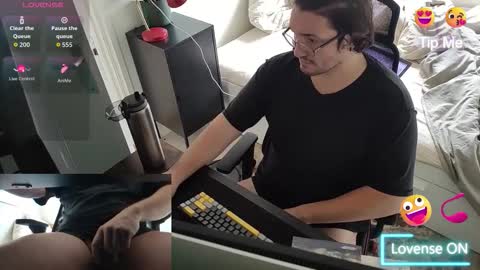 Snapshot of bbking1980 chatting on November 2, 2025, 10:28 am CallMeDaddy online show from November 2, 2025, 10:28 am