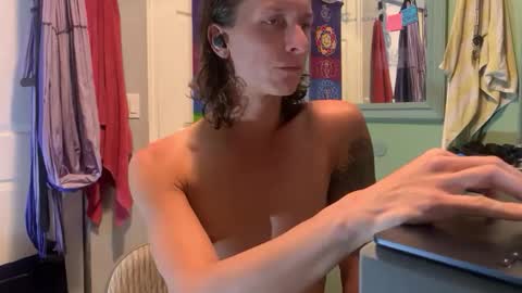 Snapshot of bbstans chatting on March 24, 2026, 6:40 am RainbowChild online show from March 24, 2026, 6:40 am