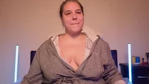 Snapshot of bbw_goddes chatting on November 27, 2025, 5:31 am Love online show from November 27, 2025, 5:31 am