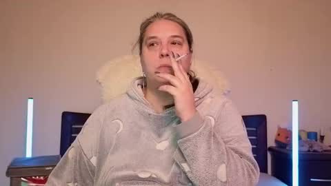 Snapshot of bbw_goddes chatting on December 16, 2025, 6:51 am Love online show from December 16, 2025, 6:51 am