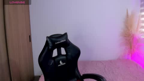 Cami online show from March 6, 2026, 9:55 pm