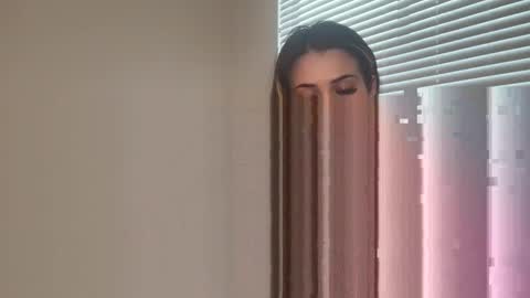 bbyjuujuu online show from January 22, 2025, 7:56 pm