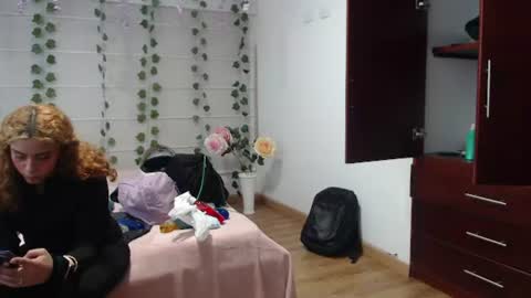 Sara  Juan online show from July 17, 2026, 3:13 am