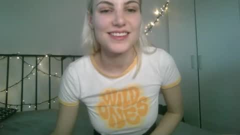 Yours sweet Bea 3 online show from January 12, 2025, 1:05 pm