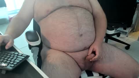 Snapshot of beachb0y7 chatting on February 21, 2025, 3:43 pm beachboy7 online show from February 21, 2025, 3:43 pm