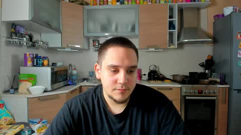 bear_beer130 online show from April 5, 2026, 2:03 pm