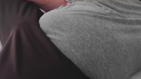 bear_man_oi online show from January 19, 2025, 3:08 am