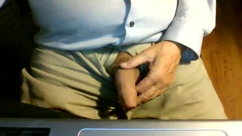 Bruno online show from October 8, 2025, 9:34 pm