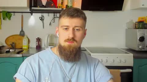 Snapshot of bearded_legend chatting on January 21, 2025, 9:04 pm Zeus online show from January 21, 2025, 9:04 pm