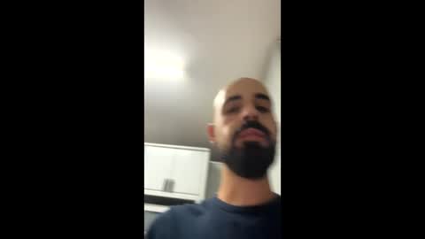 Ask me online show from October 25, 2025, 9:20 pm