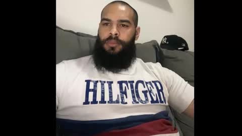 Snapshot of beardmax chatting on November 21, 2025, 7:07 am Min online show from November 21, 2025, 7:07 am