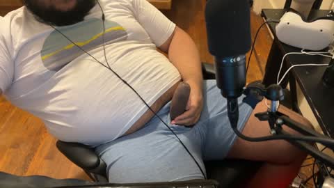 Snapshot of beardudeguy chatting on December 28, 2024, 6:49 am beardudeguy online show from December 28, 2024, 6:49 am