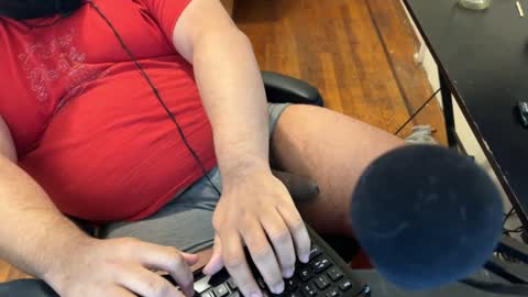 Snapshot of beardudeguy chatting on January 10, 2025, 4:41 pm beardudeguy online show from January 10, 2025, 4:41 pm