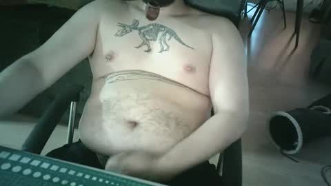 beartsmkr online show from October 11, 2025, 9:24 pm