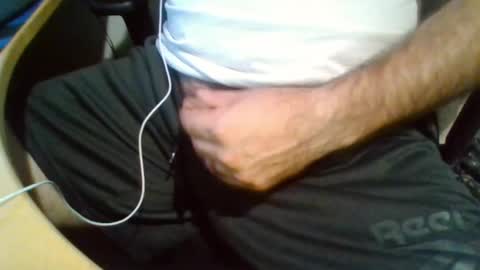 Snapshot of bearyuncut chatting on September 9, 2025, 6:18 pm bearyuncut online show from September 9, 2025, 6:18 pm