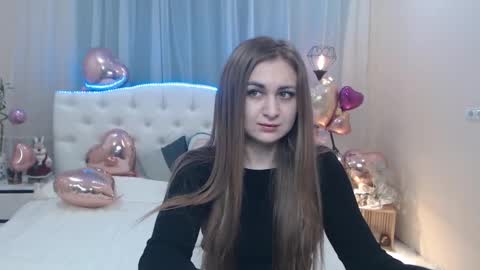 Snapshot of beataangel chatting on February 13, 2025, 7:35 am beataangel online show from February 13, 2025, 7:35 am