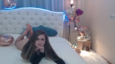 Snapshot of beataangel chatting on February 19, 2025, 1:39 pm beataangel online show from February 19, 2025, 1:39 pm