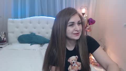 Snapshot of beataangel chatting on March 6, 2025, 5:33 pm beataangel online show from March 6, 2025, 5:33 pm