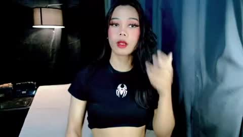 Snapshot of beatrice_luna chatting on August 2, 2026, 4:55 am beatrice_luna online show from August 2, 2026, 4:55 am