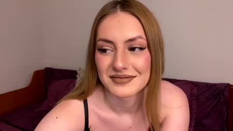 Snapshot of beatrice_princess18 chatting on February 16, 2025, 9:05 pm beatrice princess online show from February 16, 2025, 9:05 pm