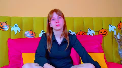 Snapshot of beatricebinoche chatting on October 25, 2025, 6:35 pm Beatrice online show from October 25, 2025, 6:35 pm