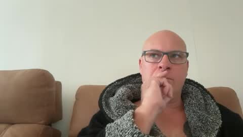 beatsboy87 online show from June 24, 2026, 3:05 am