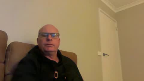 beatsboy87 online show from July 11, 2026, 1:36 pm