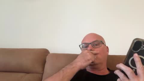 beatsboy87 online show from July 21, 2026, 5:43 am