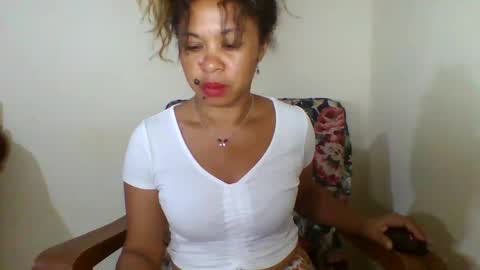 Snapshot of beaute_choco chatting on October 23, 2025, 2:38 pm Eva online show from October 23, 2025, 2:38 pm