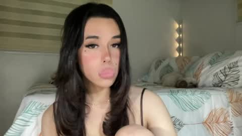 Snapshot of beautiful_lust69 chatting on June 27, 2026, 2:44 pm Sweet Aya online show from June 27, 2026, 2:44 pm