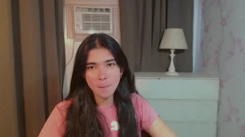 TRIXIE online show from April 7, 2026, 4:35 am