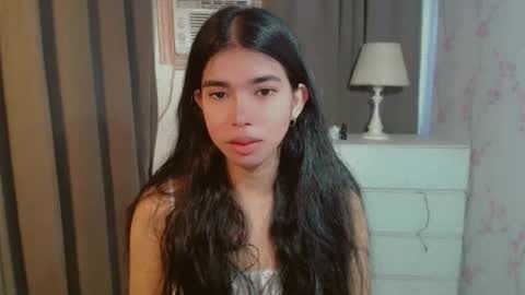 TRIXIE online show from April 12, 2026, 2:16 am