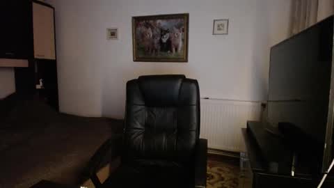 Mia and Jake online show from January 6, 2026, 10:23 pm