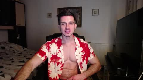 Mia and Jake online show from January 11, 2026, 3:50 pm