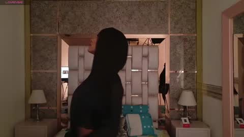 beauty_nina online show from April 24, 2026, 6:05 am