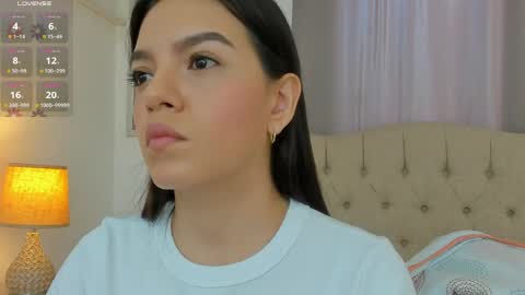 Ariana Reyes online show from June 1, 2026, 12:40 pm