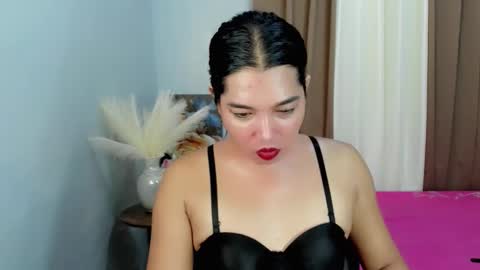 beautyqueens_cum online show from April 13, 2026, 5:07 pm