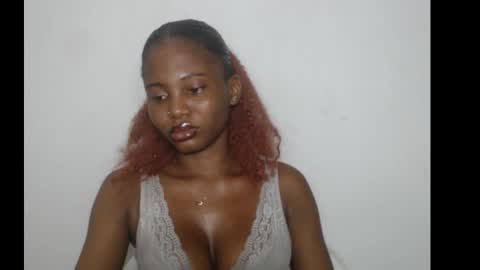 Snapshot of beautyslut1 chatting on March 1, 2026, 9:17 pm beautyslut1 online show from March 1, 2026, 9:17 pm