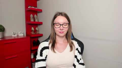 Snapshot of beautyzoexx chatting on September 12, 2025, 6:24 am Zoe online show from September 12, 2025, 6:24 am