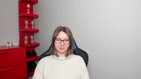 Zoe online show from March 10, 2026, 6:40 am