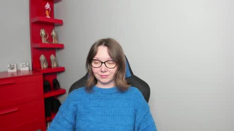 Zoe online show from April 10, 2026, 7:02 am