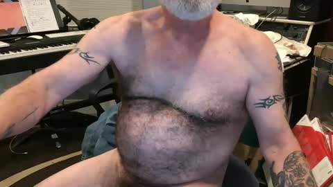 Snapshot of beavermower chatting on December 3, 2024, 11:13 pm beavermower online show from December 3, 2024, 11:13 pm