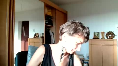 Raluca online show from November 21, 2025, 12:37 pm