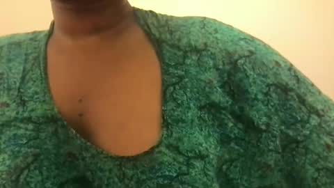 bebeyaa online show from April 14, 2026, 9:43 pm