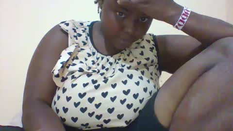 bebswee21 online show from January 12, 2026, 2:44 pm