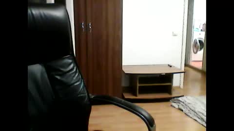 Snapshot of becasmith chatting on February 20, 2025, 4:46 pm Becca-Van-Boa online show from February 20, 2025, 4:46 pm