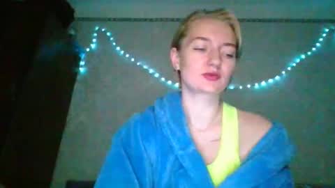 BeckiXJewelqw online show from May 29, 2026, 8:56 am