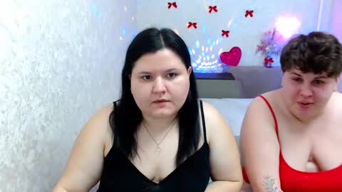 Snapshot of beckyandellen chatting on January 28, 2025, 7:10 pm BeckyAndEllen online show from January 28, 2025, 7:10 pm